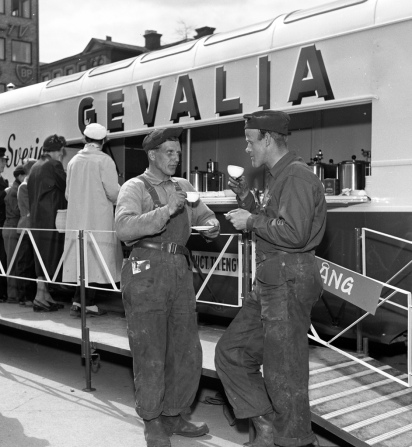 gevalia-coffee-bus-1956.jpg